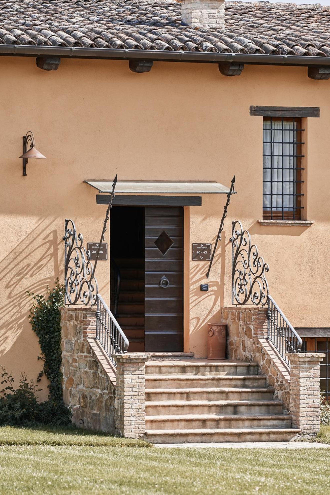 Borgo Lanciano Hotel Castelraimondo Ngoại thất bức ảnh
